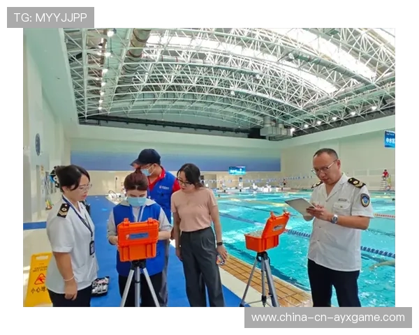 游泳训练营与医疗机构合作建立学员健康监测体系，游泳场所卫生检测工作的具体要求有哪些